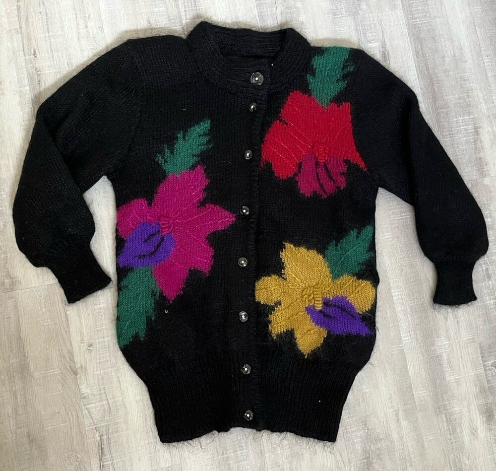 Vintage 1970-80s Cardigan Flowers Artisanal Mohair Blend Lined Colorful Mod M/L